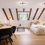 Zum Wohlfuehlen Apartment *